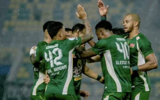 Dónde ver Persebaya vs Persijap en BRI Super League