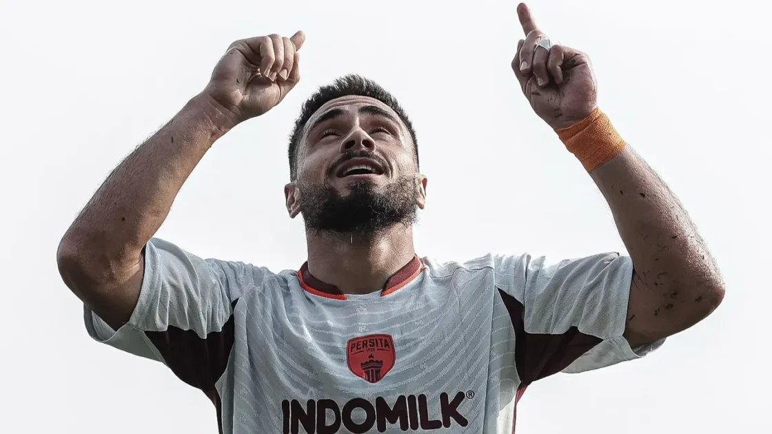 Triunfos visitantes y goleada en la BRI Super League