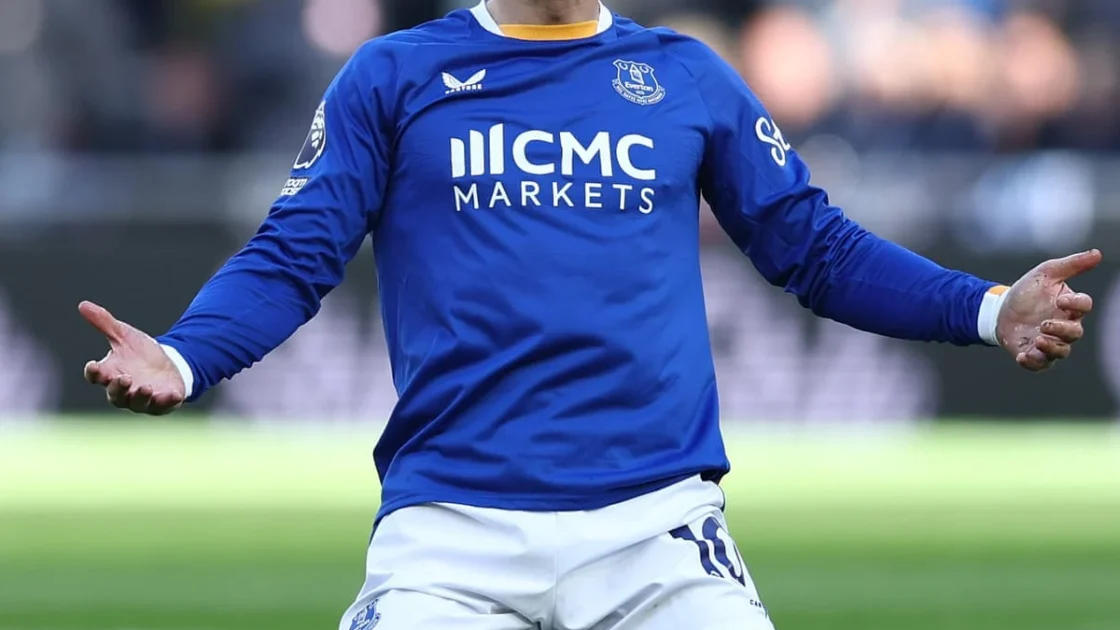 Jack Grealish: De fichaje estrella a la incertidumbre