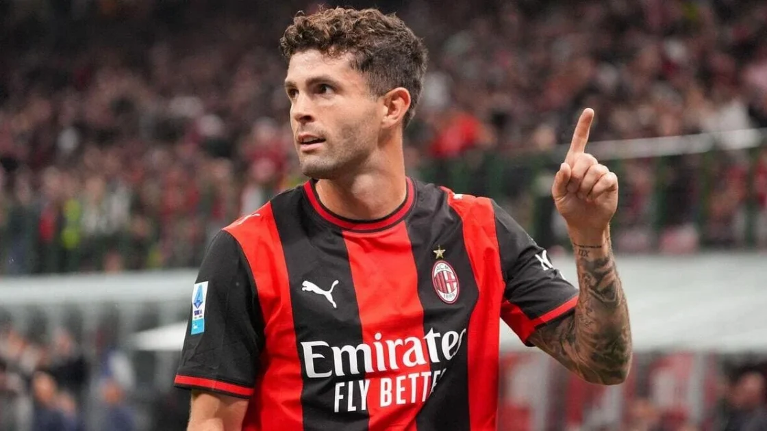 Pulisic renueva con el Milan hasta 2031