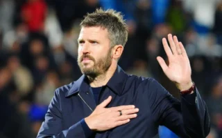 Michael Carrick se mantiene en el banquillo del Manchester United