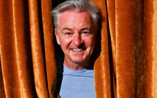 Envía tus preguntas al exdelantero Charlie Nicholas