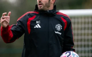 Carrick mantiene a Fernandes como capitán del United