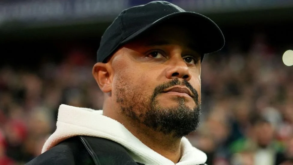 Vincent Kompany recibe el alta hospitalaria tras desmayarse