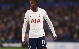 Mathys Tel y su equipo privado para triunfar en el Tottenham