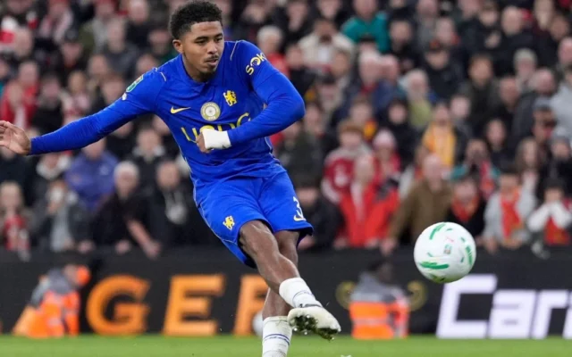 Liverpool vence a Chelsea en penales tras empate 1-1