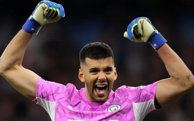 Rulli brilla en la Carabao Cup pero Donnarumma sigue titular