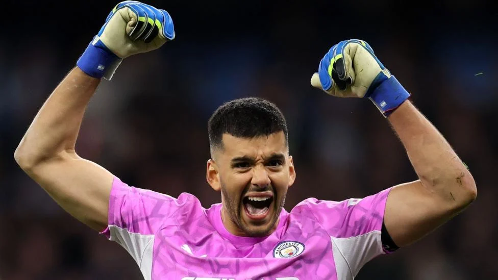 Rulli brilla en la Carabao Cup pero Donnarumma sigue titular