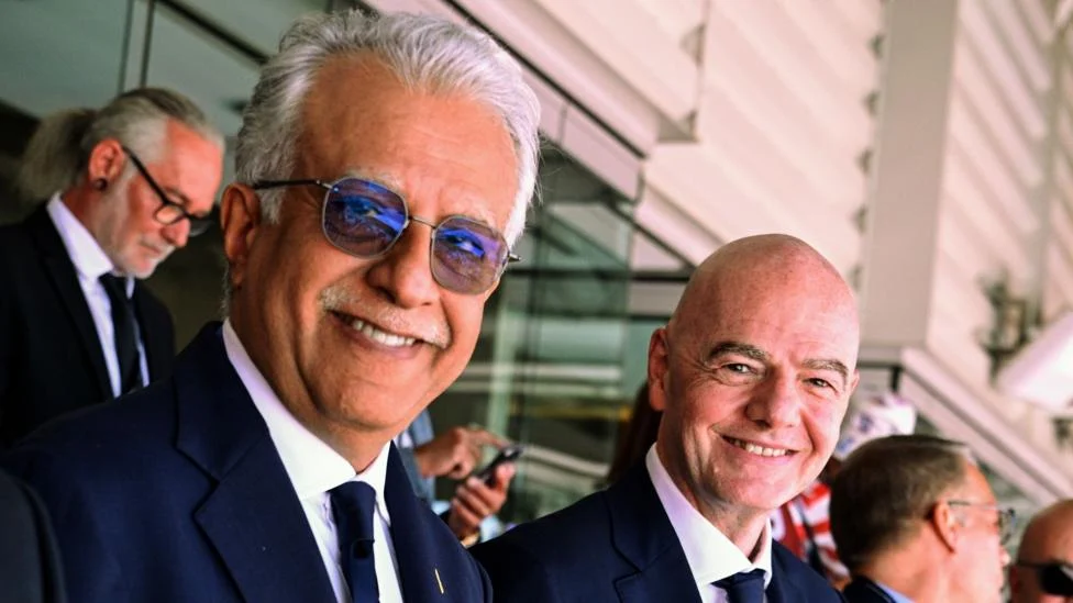 El director de la FAW pide la dimisión de Infantino