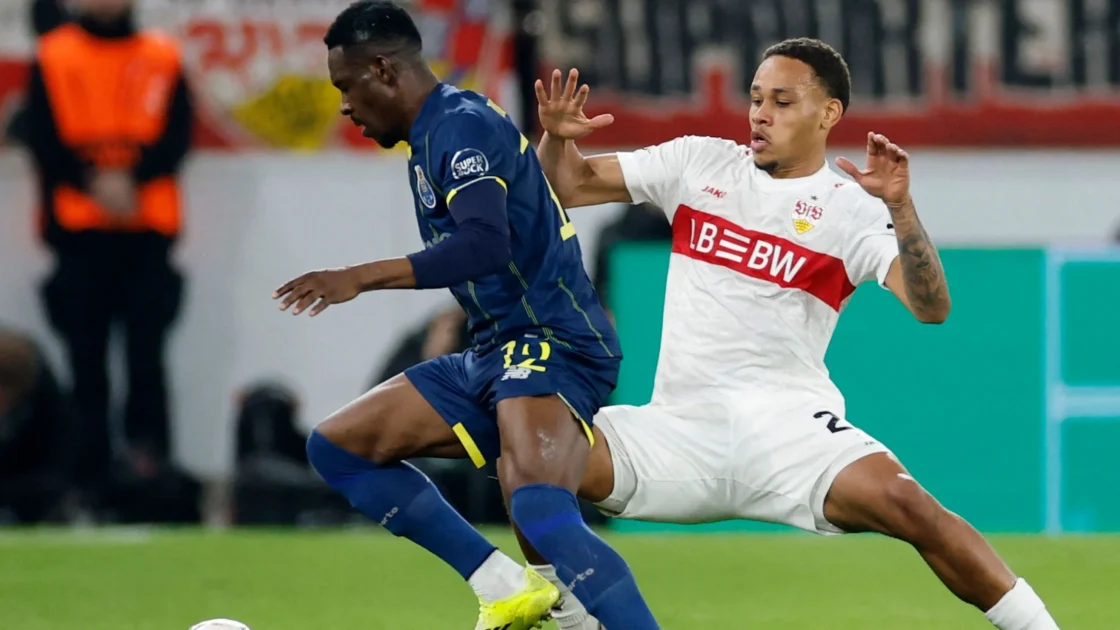 Leeds planea el fichaje de Zaidu Sanusi para enero