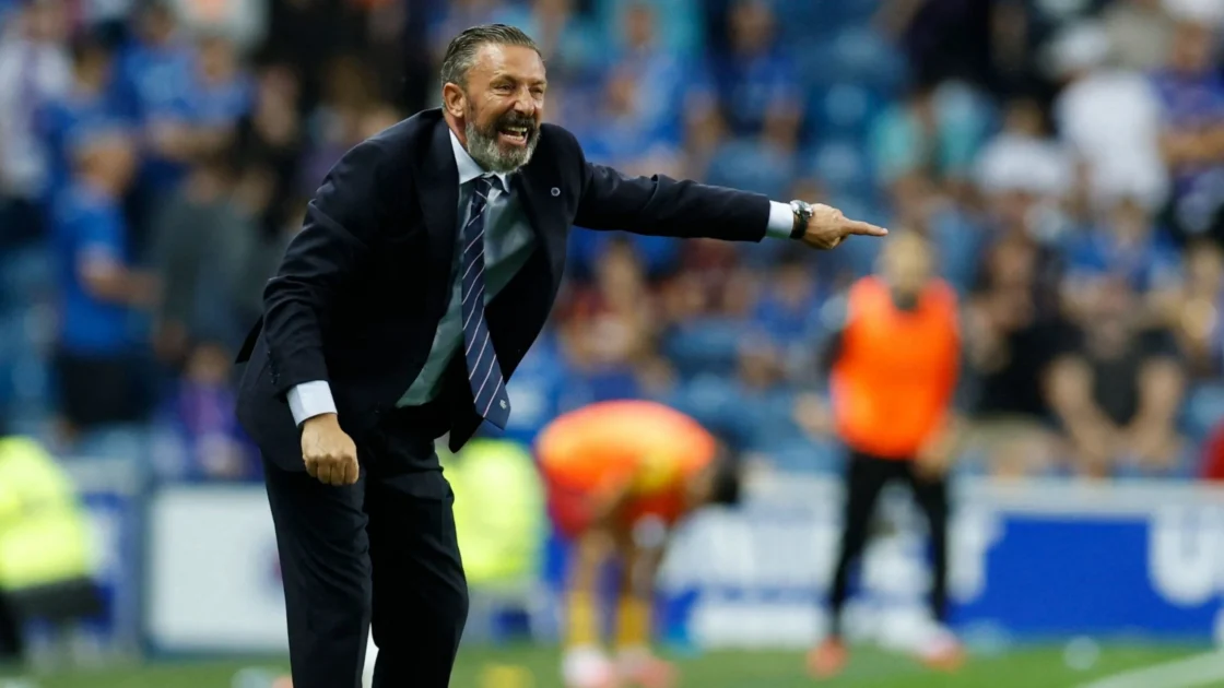 Derek McInnes planea el regreso de Connor Barron a Rangers
