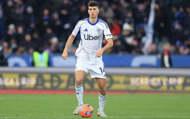 Manchester United vigila a la promesa Jacobo Ramón