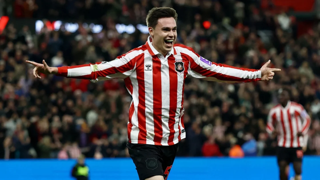 El talento del Sunderland que supera a Tutierov