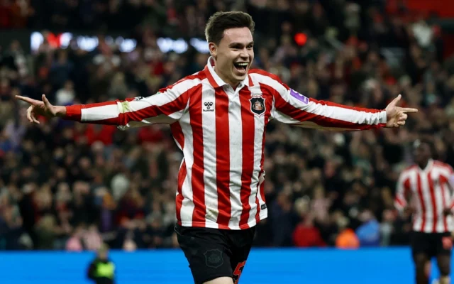 El talento del Sunderland que supera a Tutierov