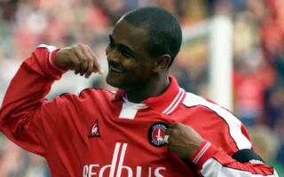 El inolvidable gol de volea de Shaun Bartlett con el Charlton