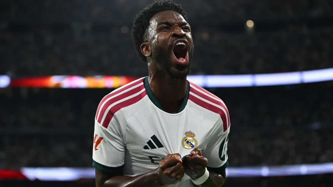 El Arsenal atento a la situación de Vinicius Jr