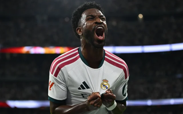 El Arsenal atento a la situación de Vinicius Jr